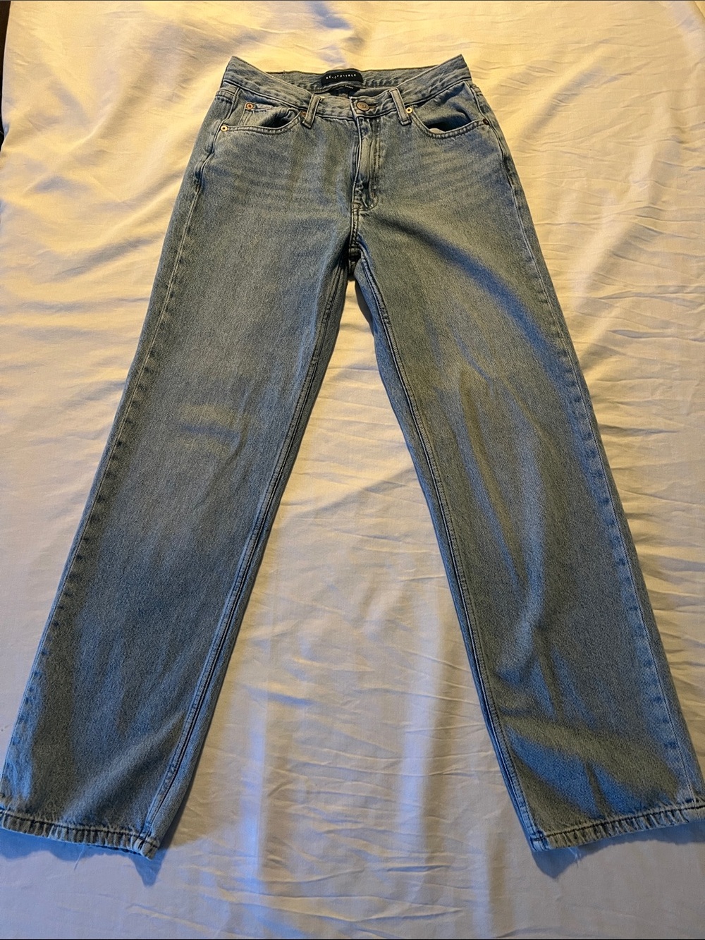 Aeropostale Light Wash Straight-Leg Women's Jeans